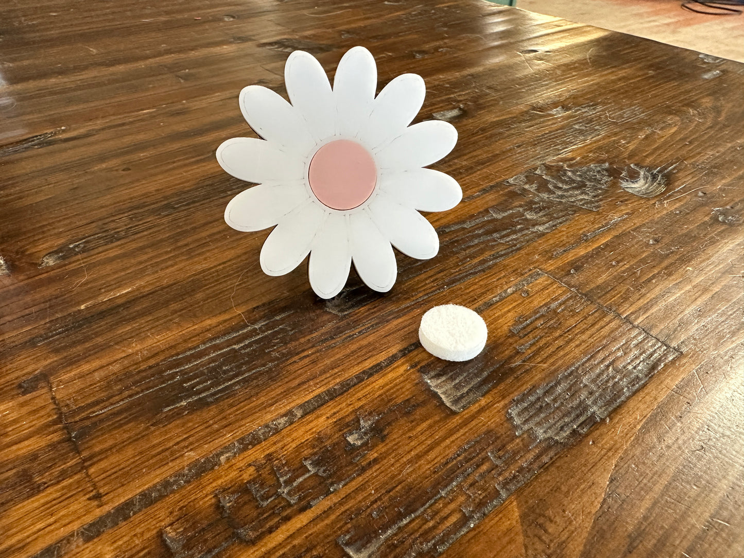 White Daisy Car Air Freshener